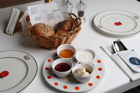 mediterranean breakfast